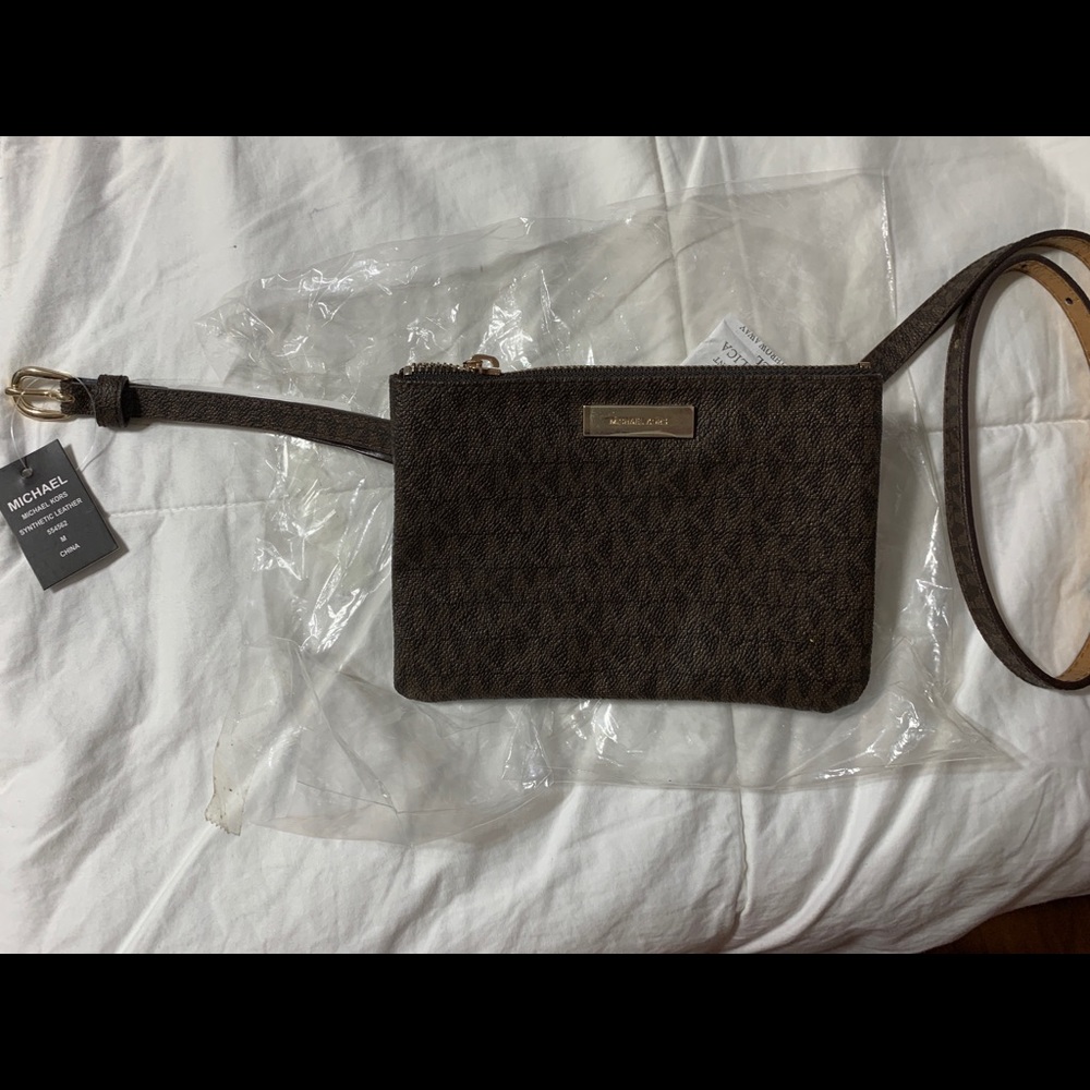 Micheal Kors fanny pack